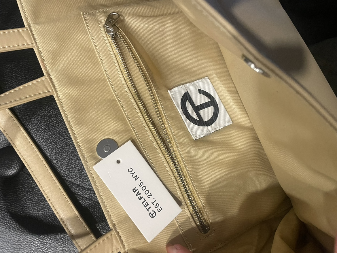 Beige Telfar Bag image indicator(2)
