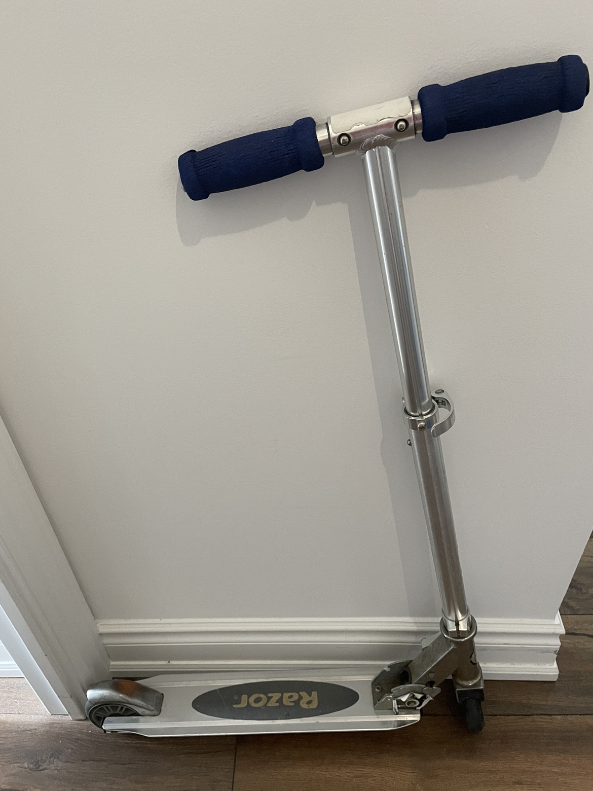 Kids Scooter thumbnail