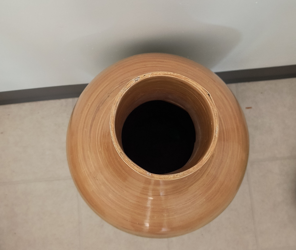Wooden Big Vase image indicator(3)