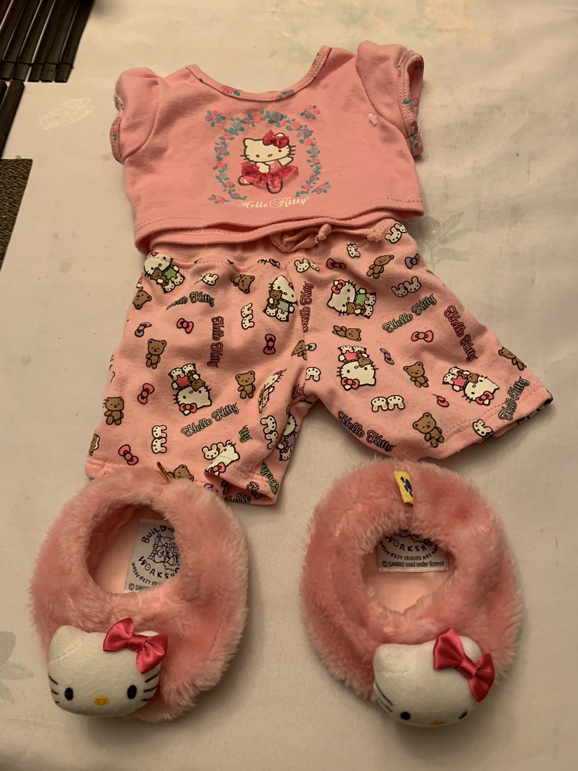 ⚽️Hello Kitty Items⚽️⚽️ image indicator(2)