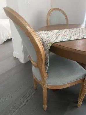 4 Dining Chairs - photo 3