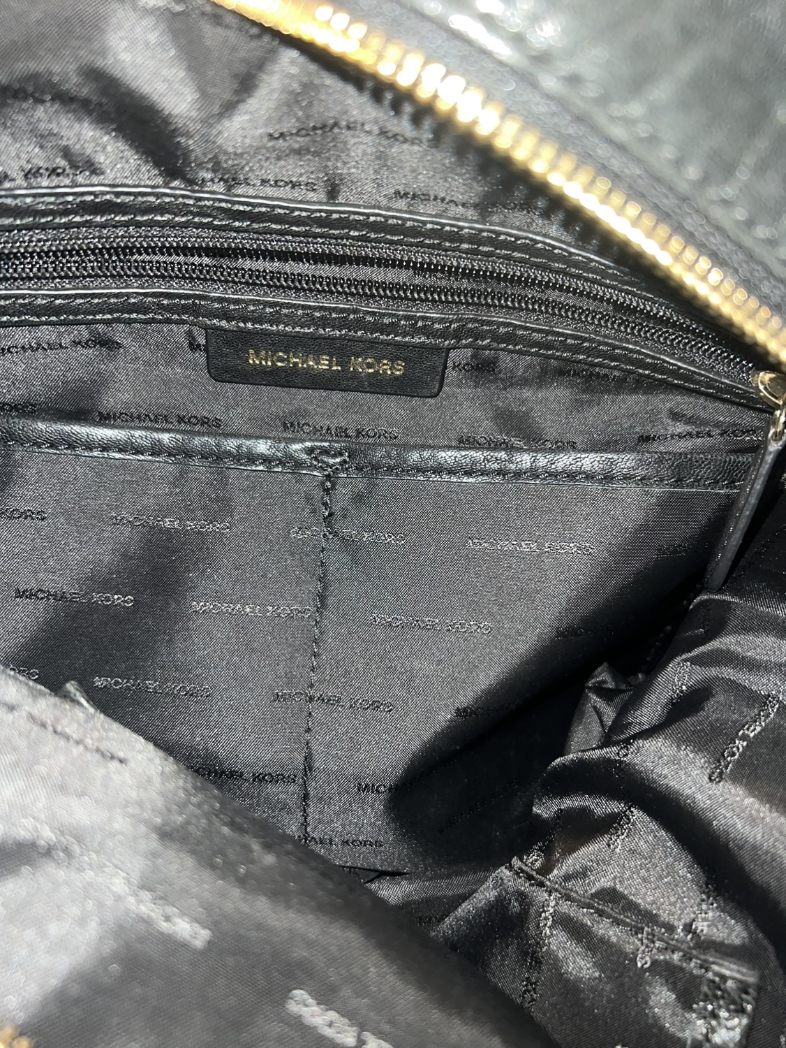 MK hand bag 100%authentic image indicator(2)