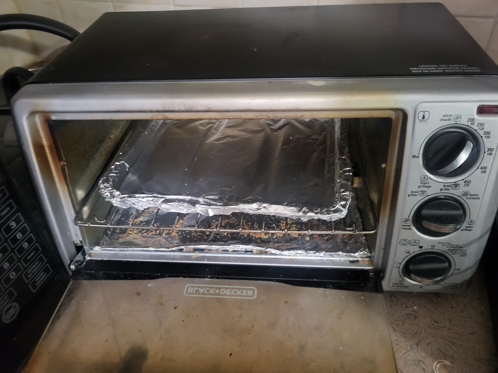Black and Decker Oven Toaster - photo 2