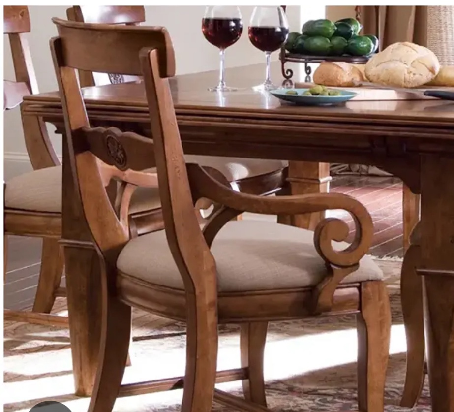Kincade Tuscano kitchen table, and 6 chairs