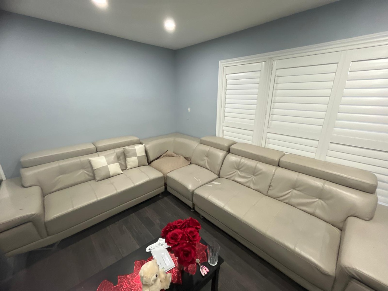 Sofa set for sale thumbnail