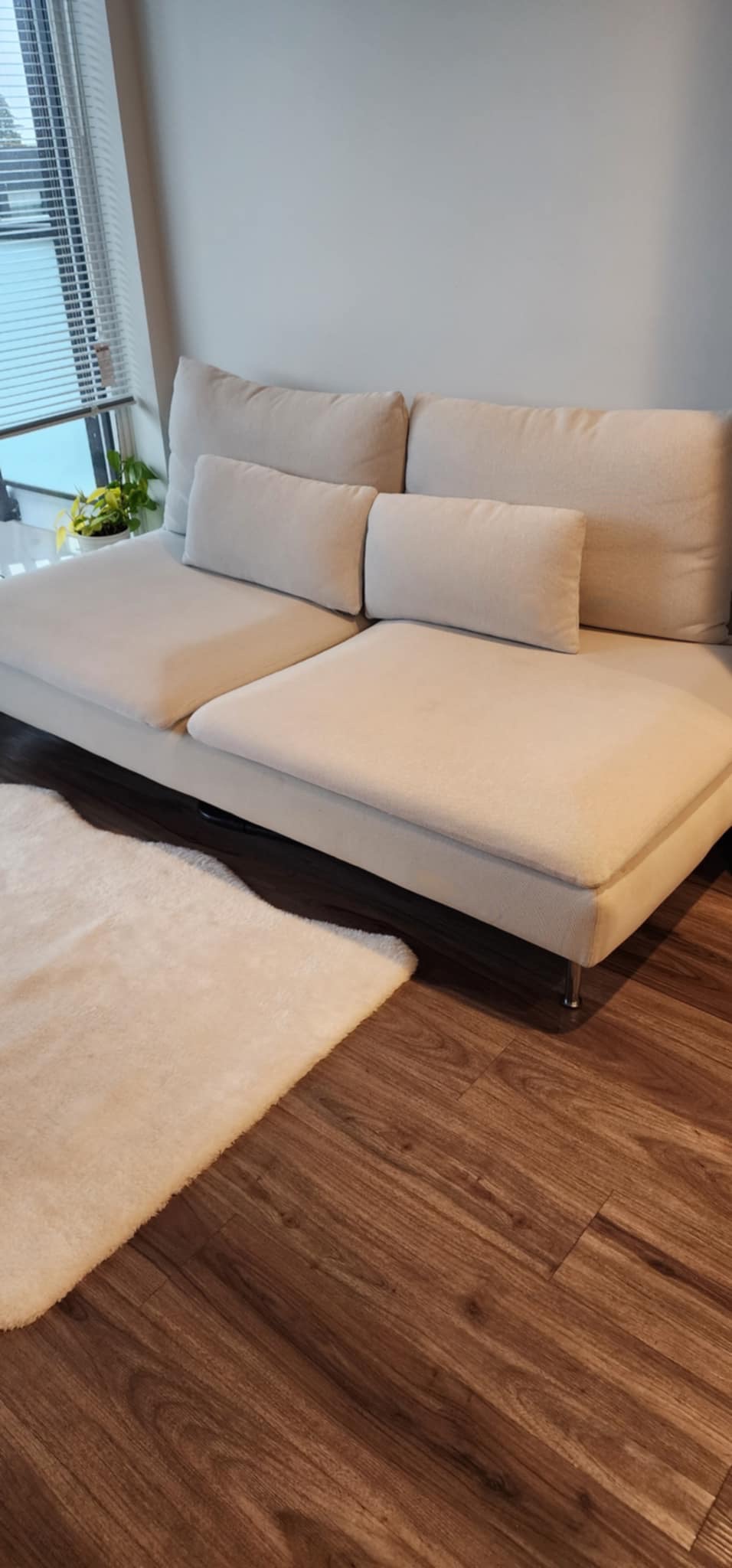 Ikea  Modern Sofa (Soderhamn)