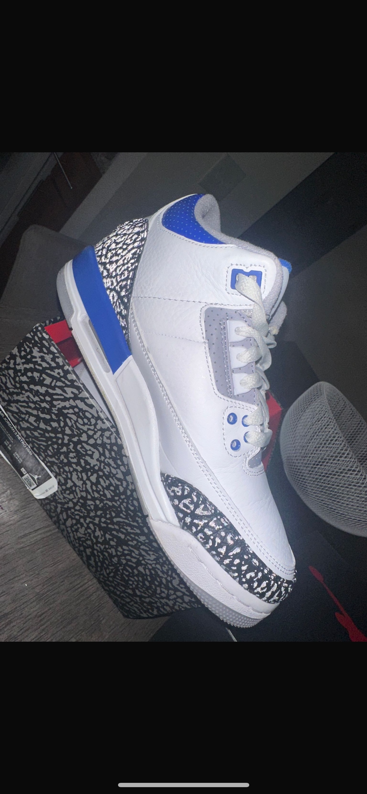 Jordan retro 3 thumbnail