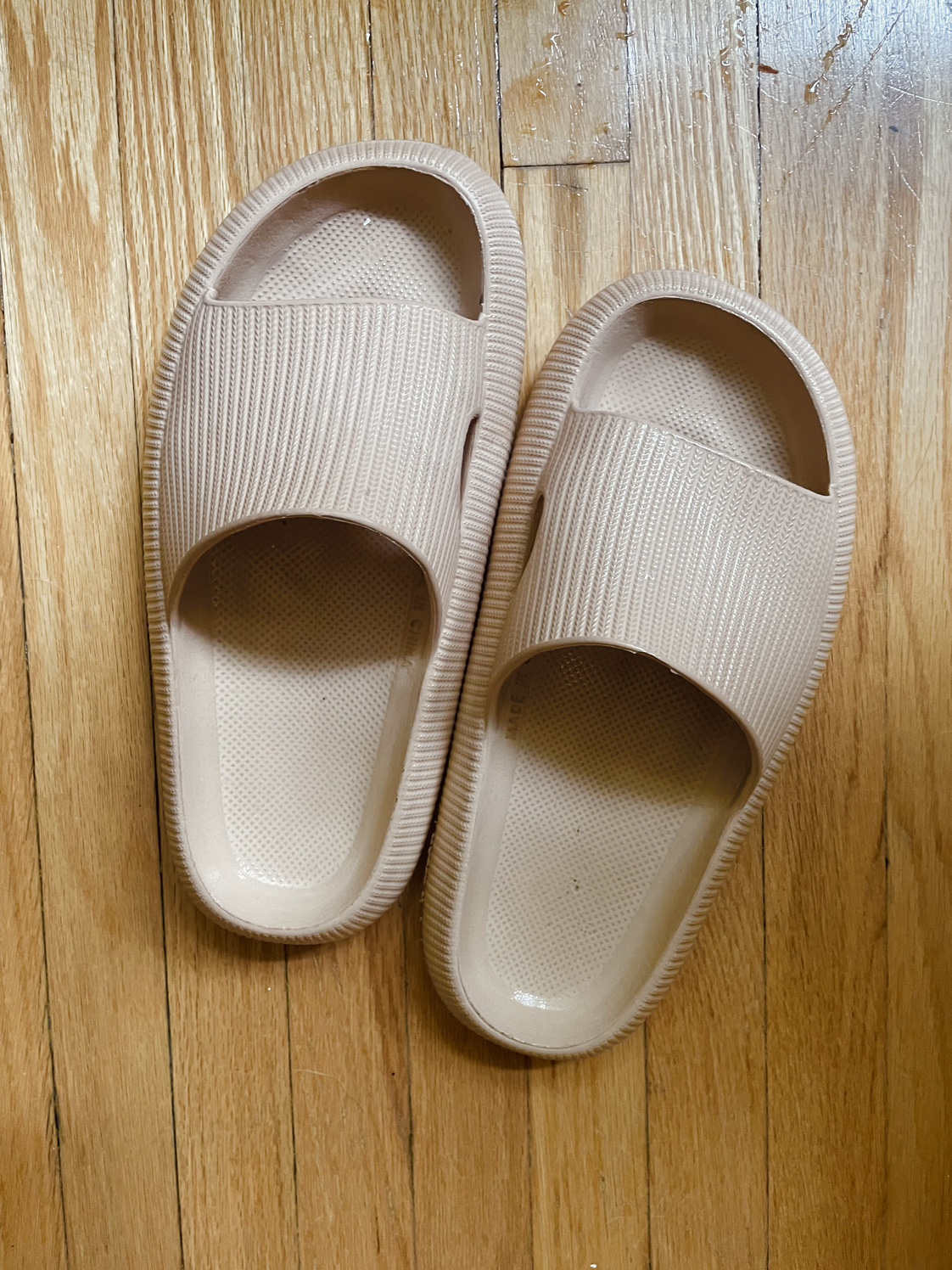Pillow slides  size 7 thumbnail
