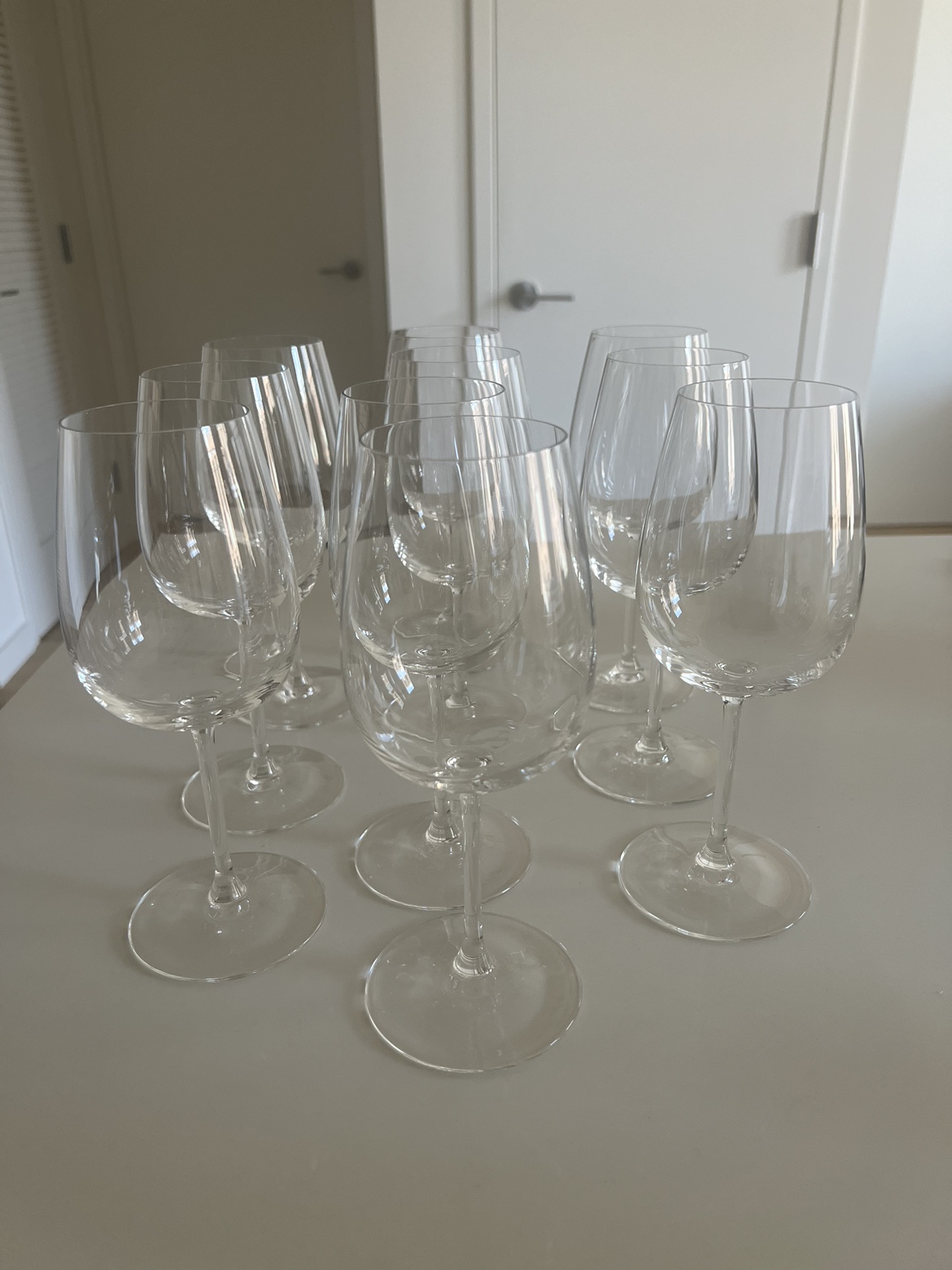 10 wine glasses