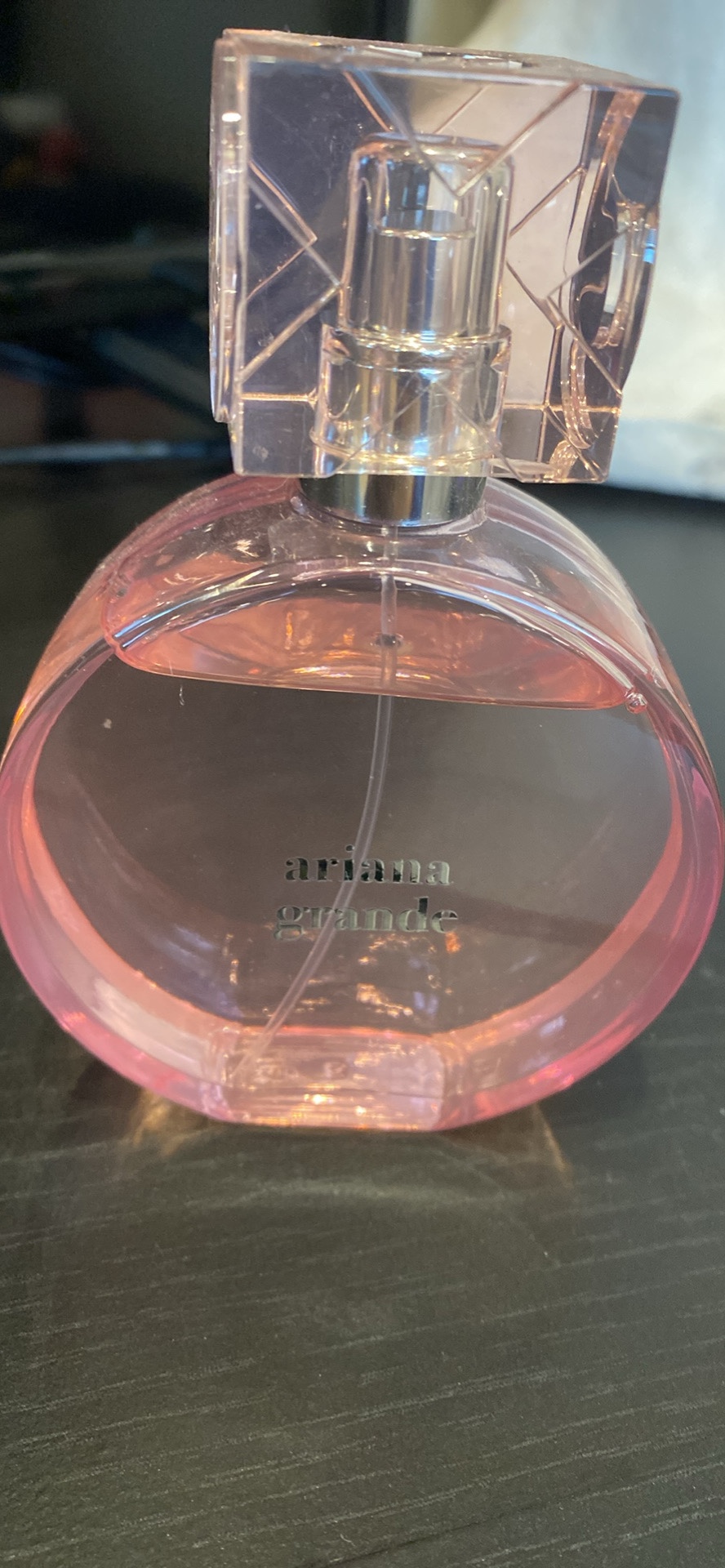 Ariana Grande REM Perfume