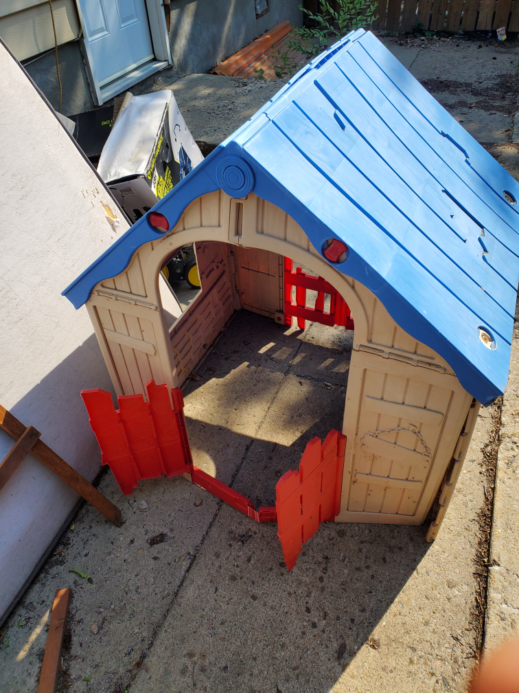 Children's playhouse