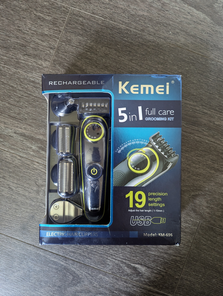 Hair/beard trimmer