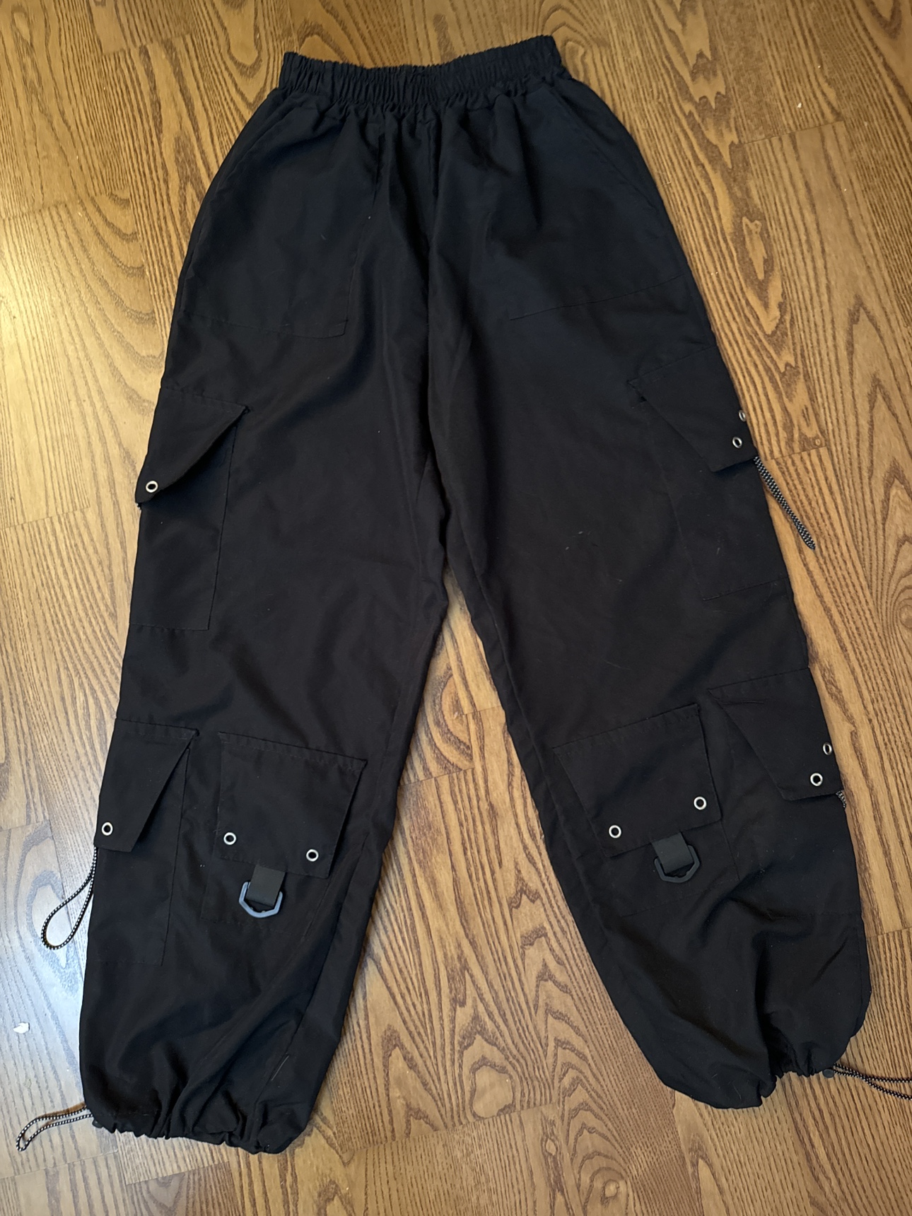 Utility shell pants lots of pockets