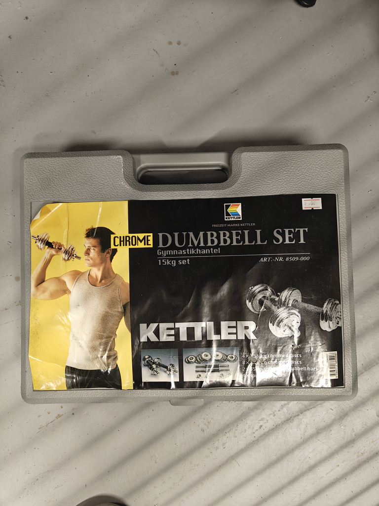 Dumbbell set