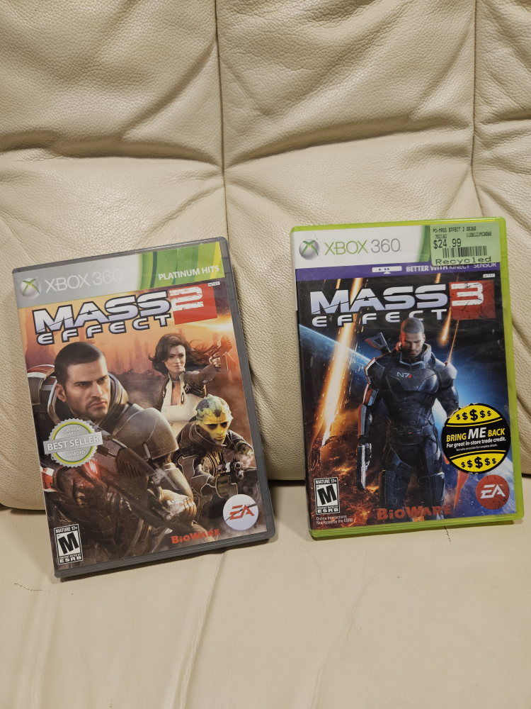 Mass Effect 2 & Mass Effect 3 Xbox 360 Games #freecycle thumbnail