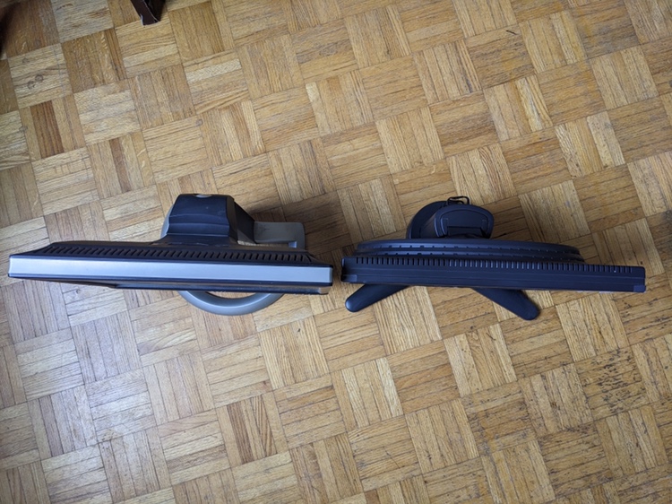 2 Monitors Available image indicator(3)