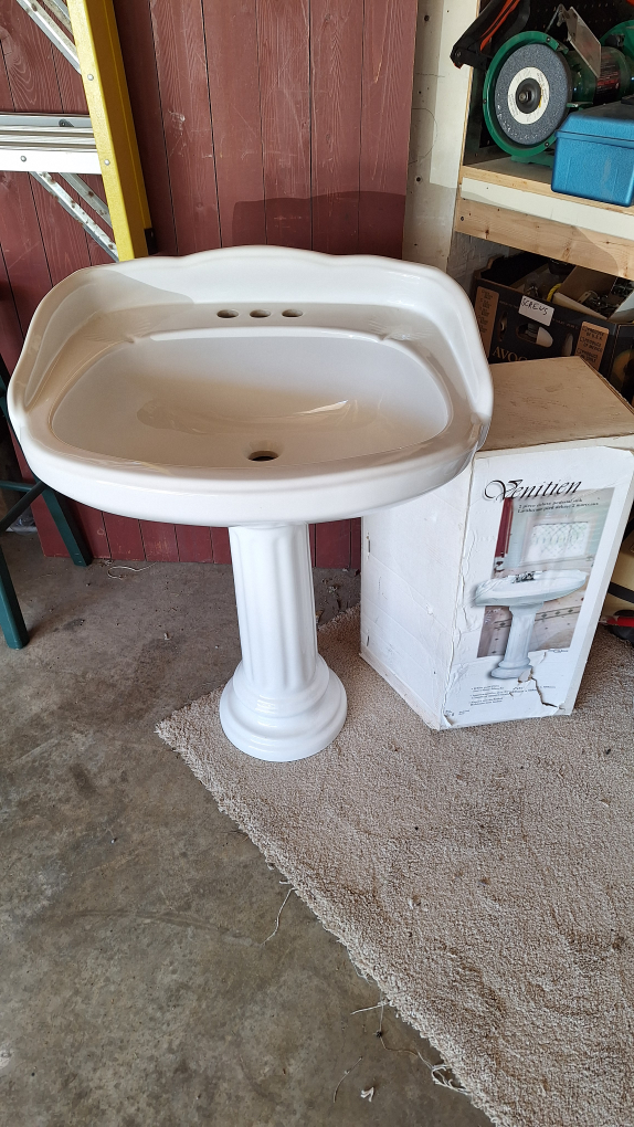 Pedestal Sink, Venitian style ,New.
