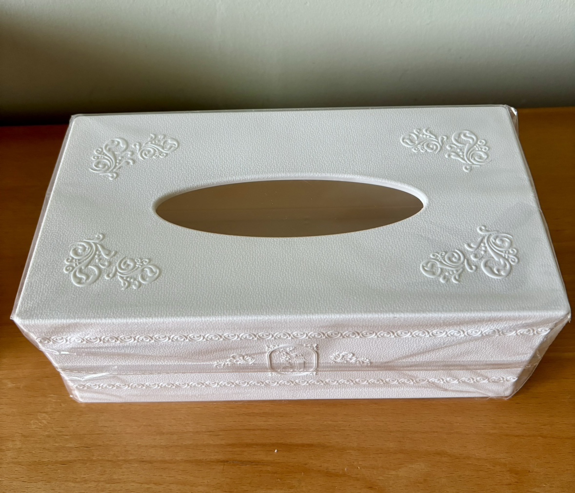 Finely crafted tissue box 🆕 image indicator(2)