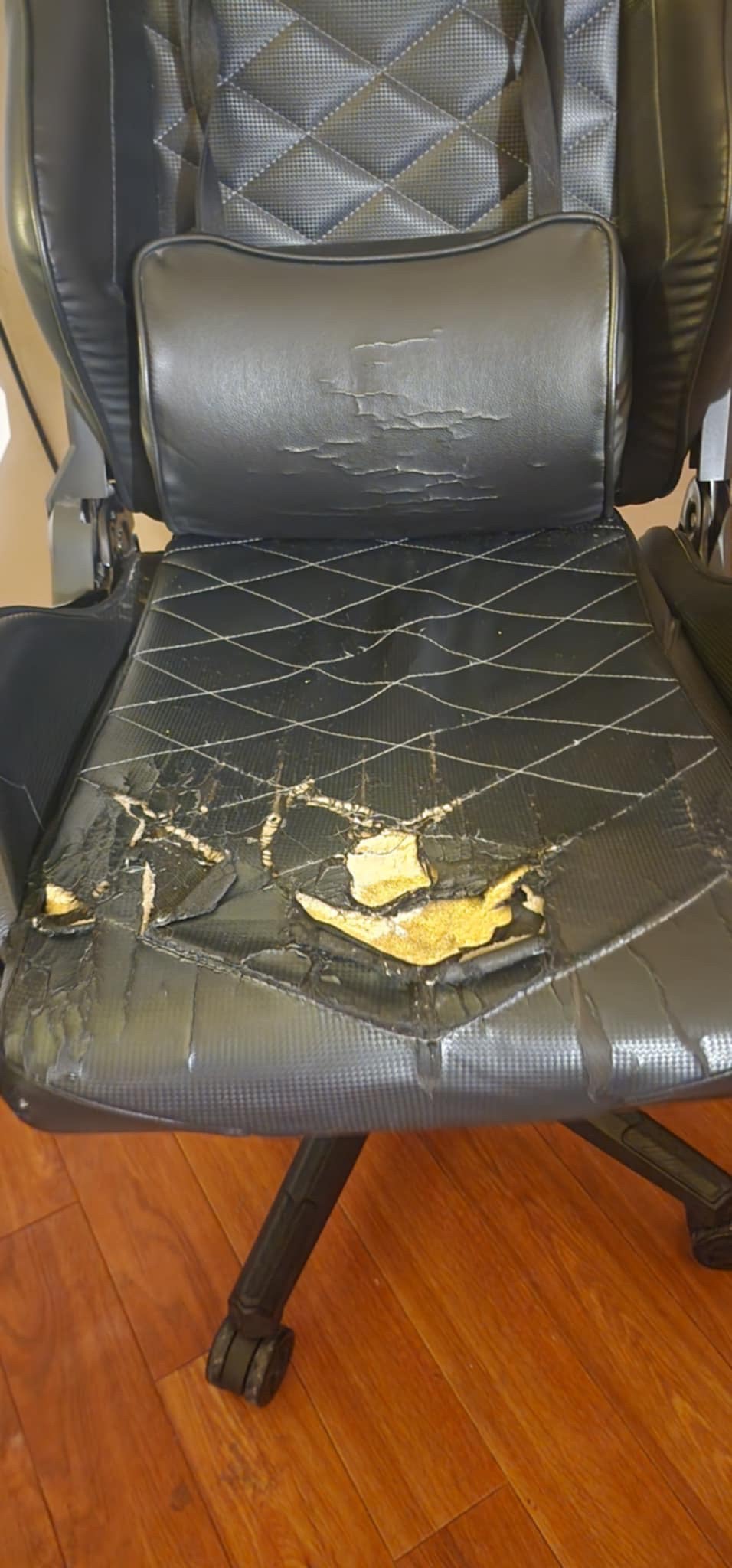 Ergonomic gaming chair. - photo 3