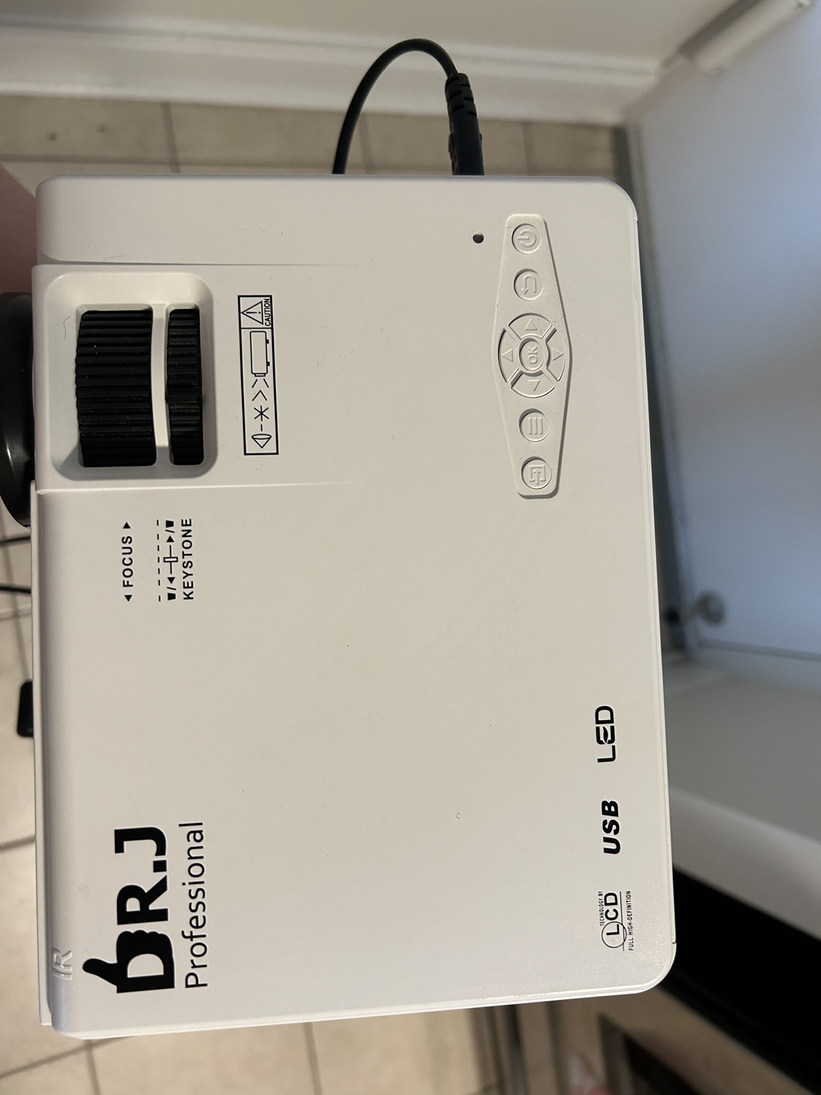 Mini projector - photo 2