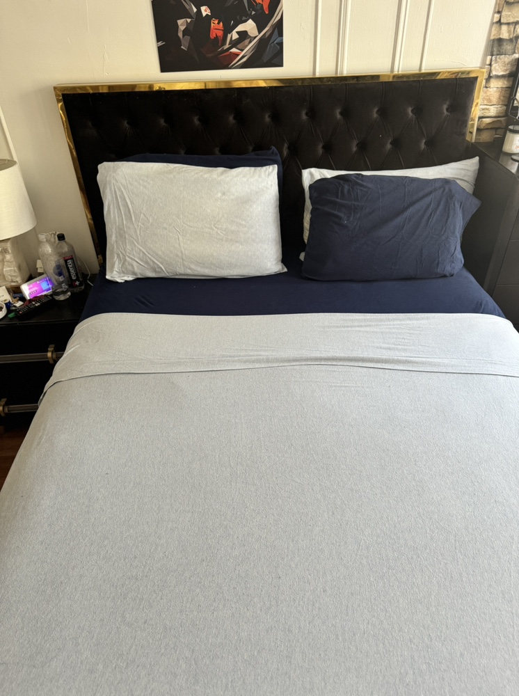 Queen bed frame - photo 3