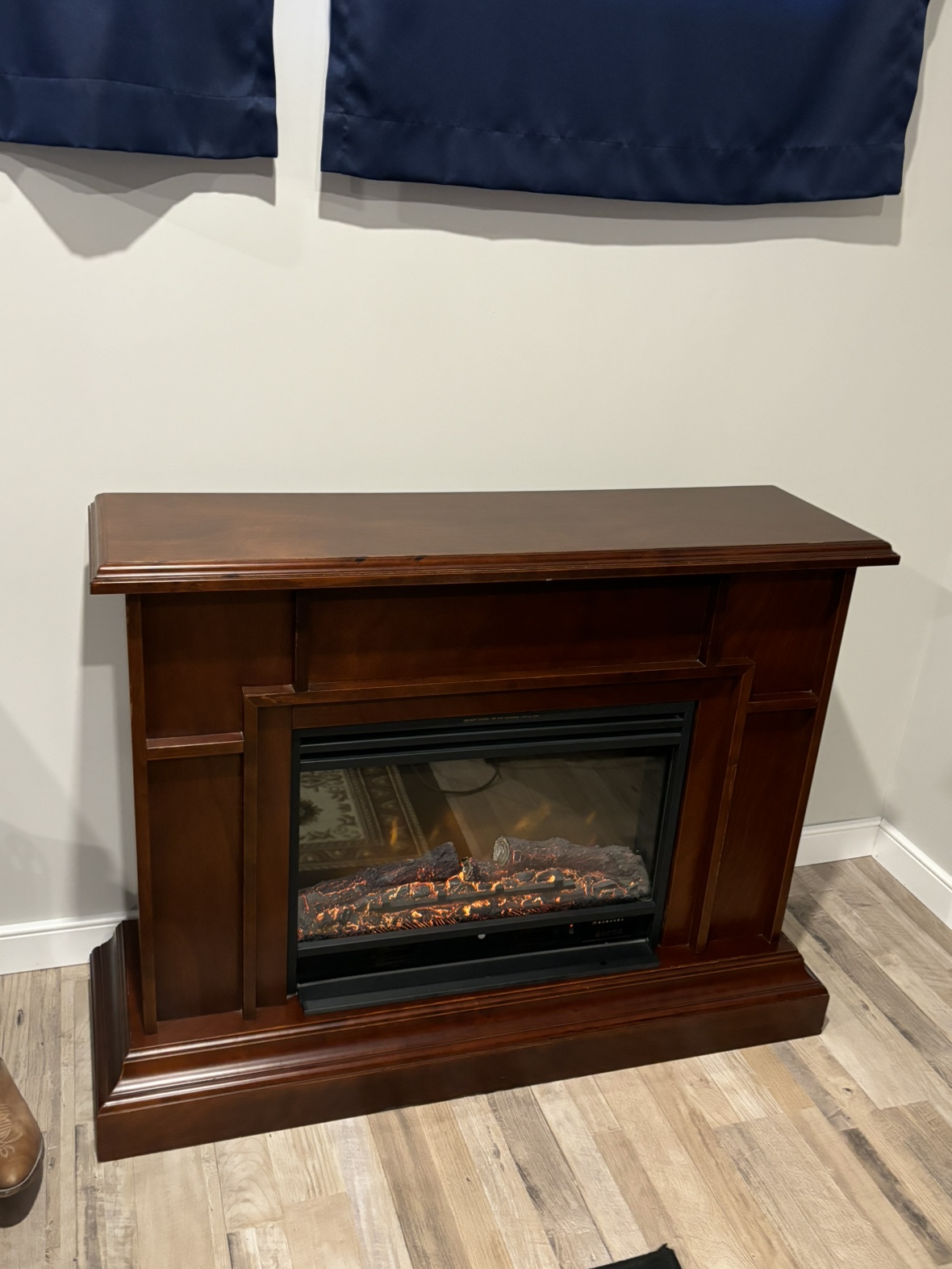 Electric fireplace works fine