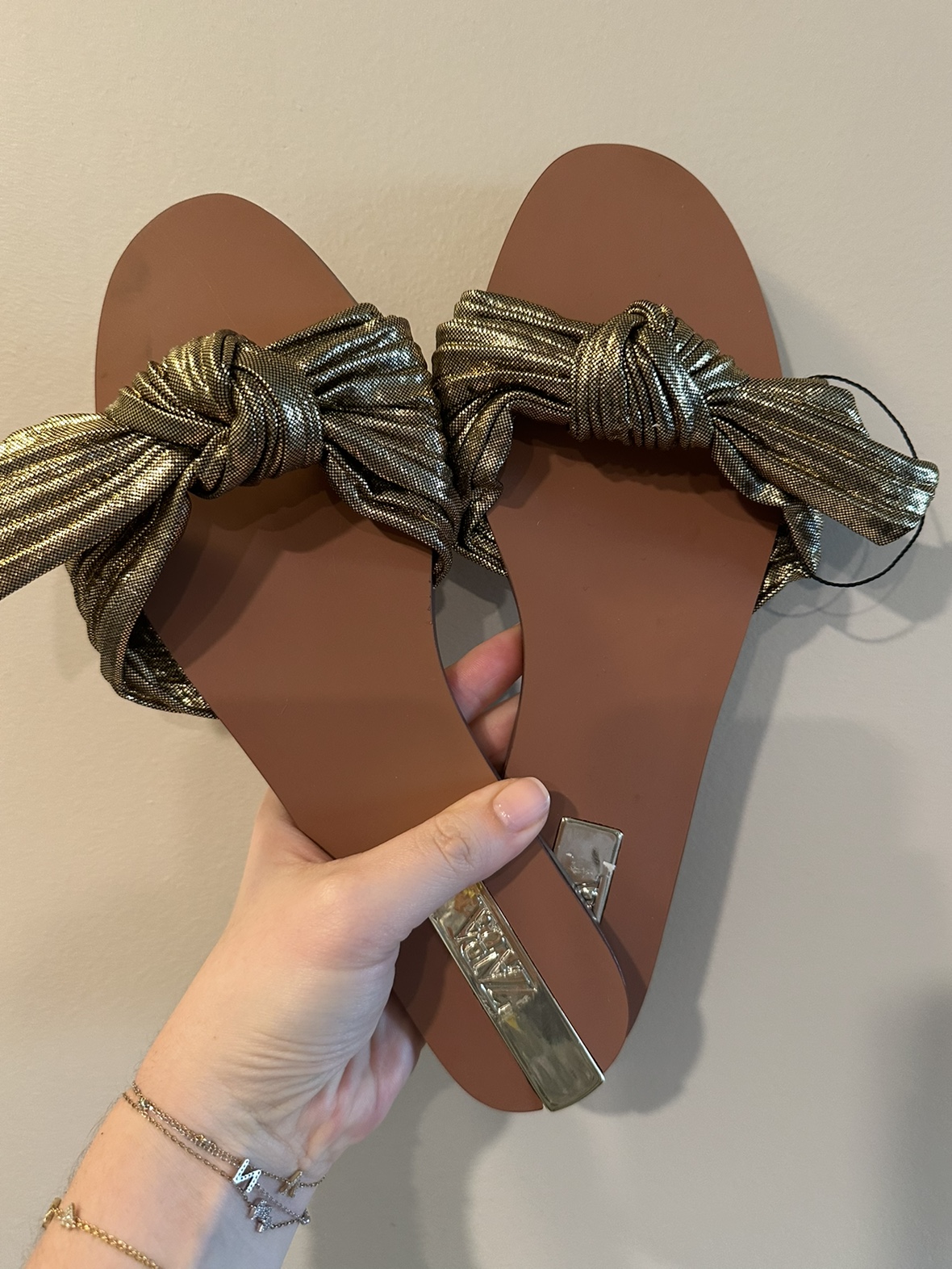 Zara Slippers thumbnail