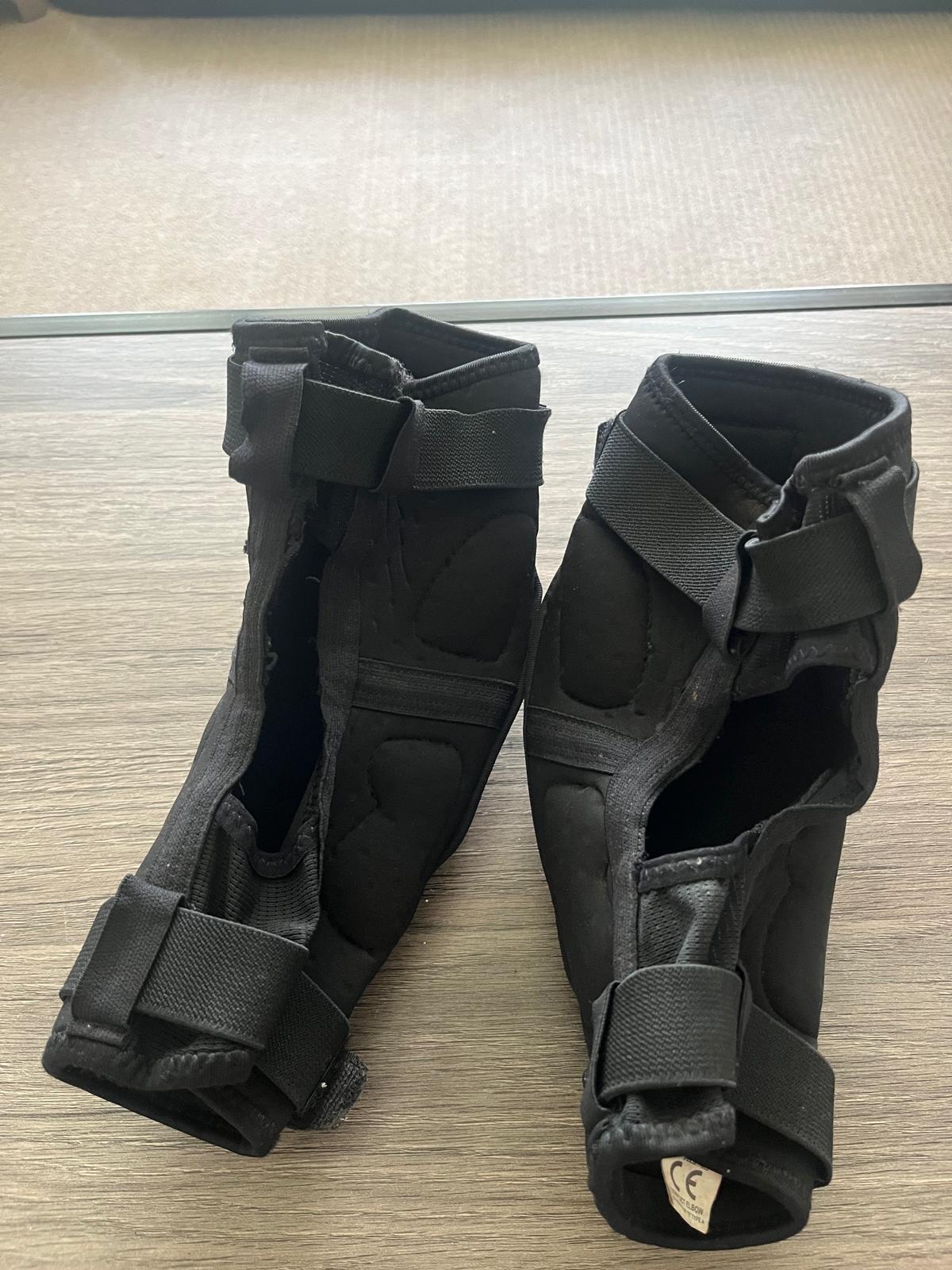 Elbow Pads - photo 2