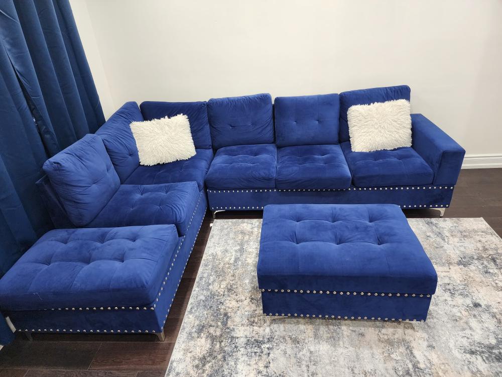 Left-Facing L-Shaped Sectional Sofa with Ottoman thumbnail
