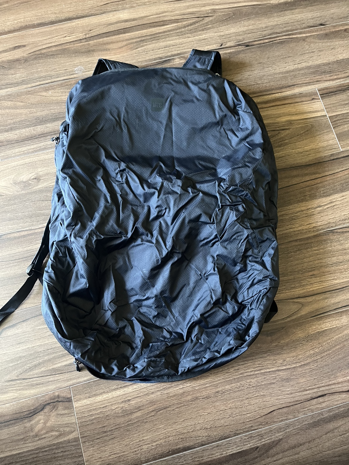 MEC Travel Light Carry On backpack 38L - photo 5