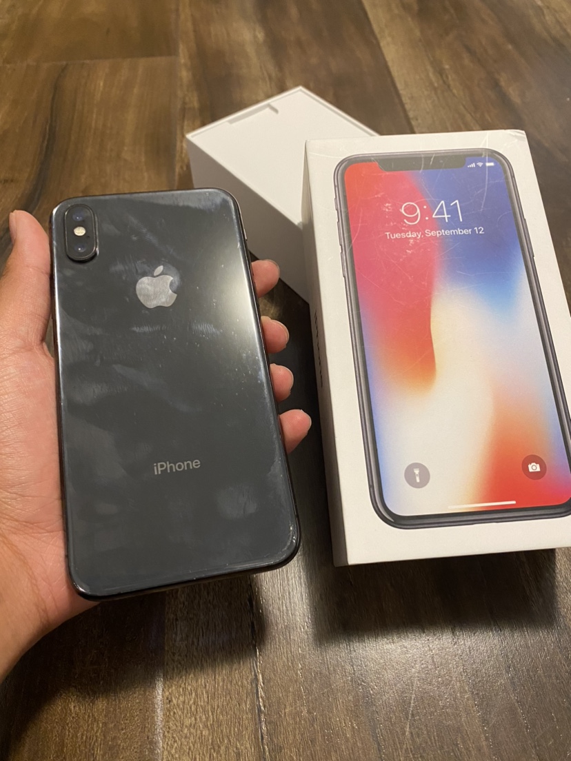 Used Iphone X - photo 2