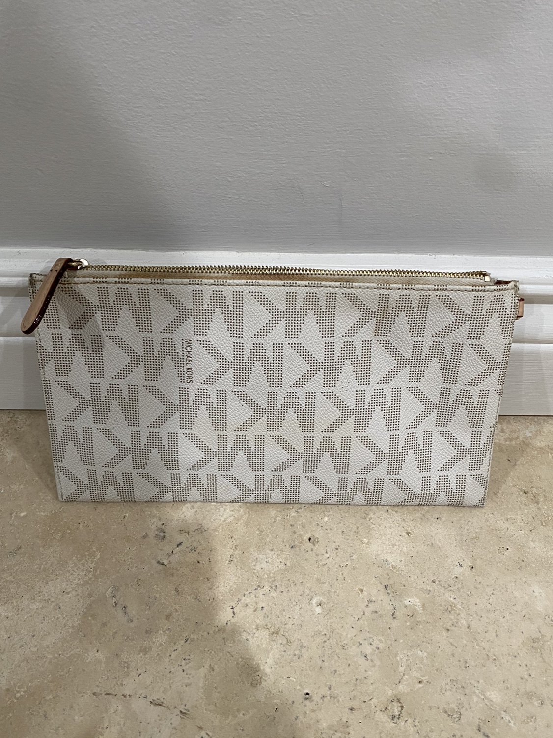 Michael Kors Wallet (Women’s) - photo 2