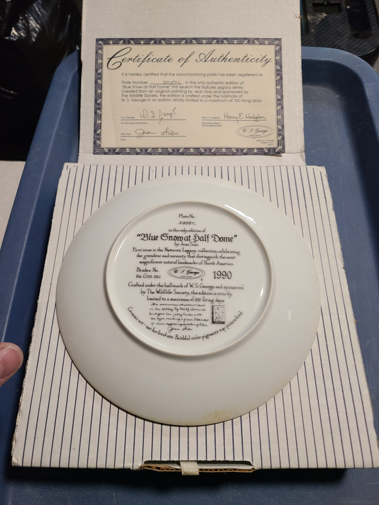 "Blue Gnomad Half Dome" Collectible Plate - photo 2