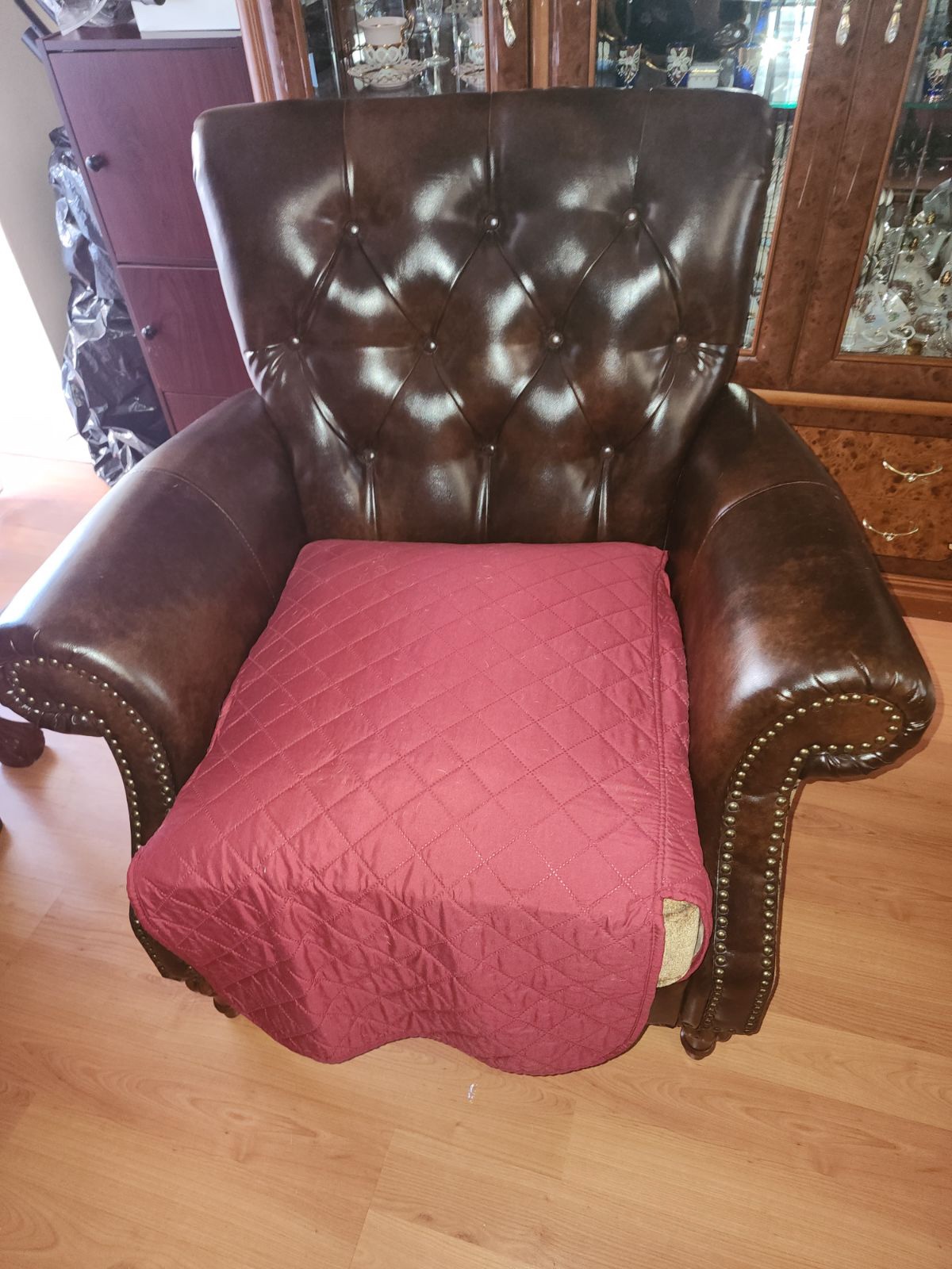Sofa, Love Seat & Chair for Sale $1500 Or Best Offer - photo 3