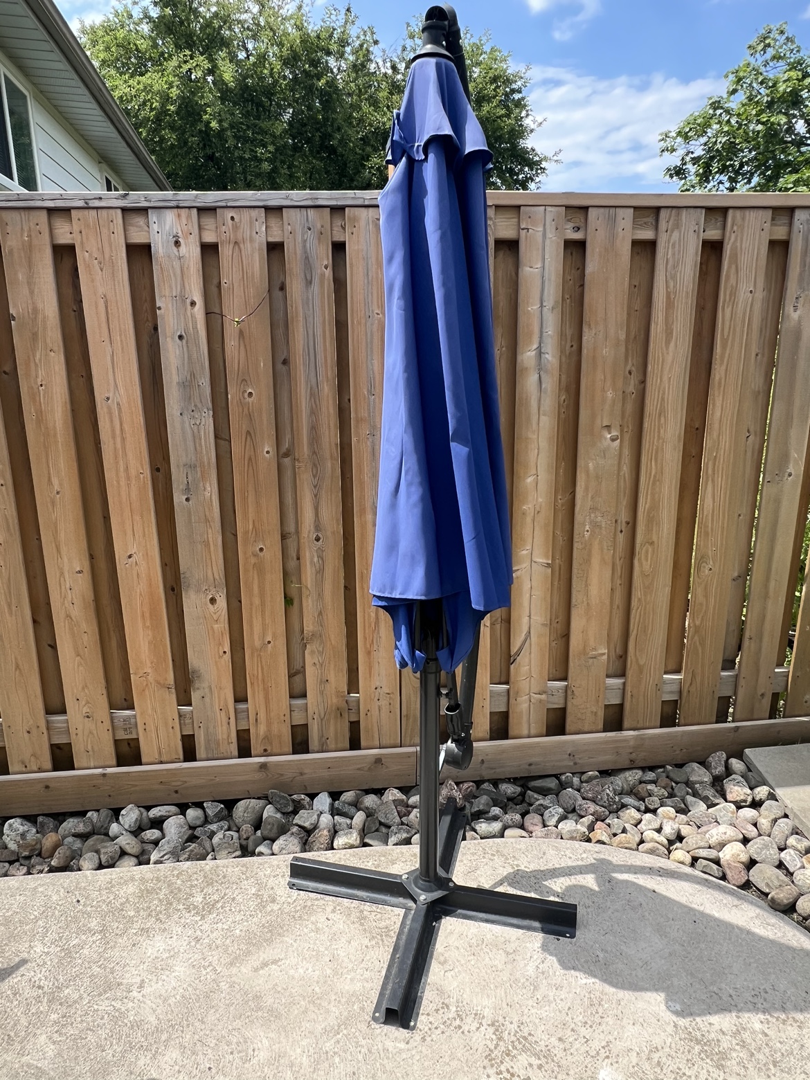 Outdoor umbrella with stand - photo 3