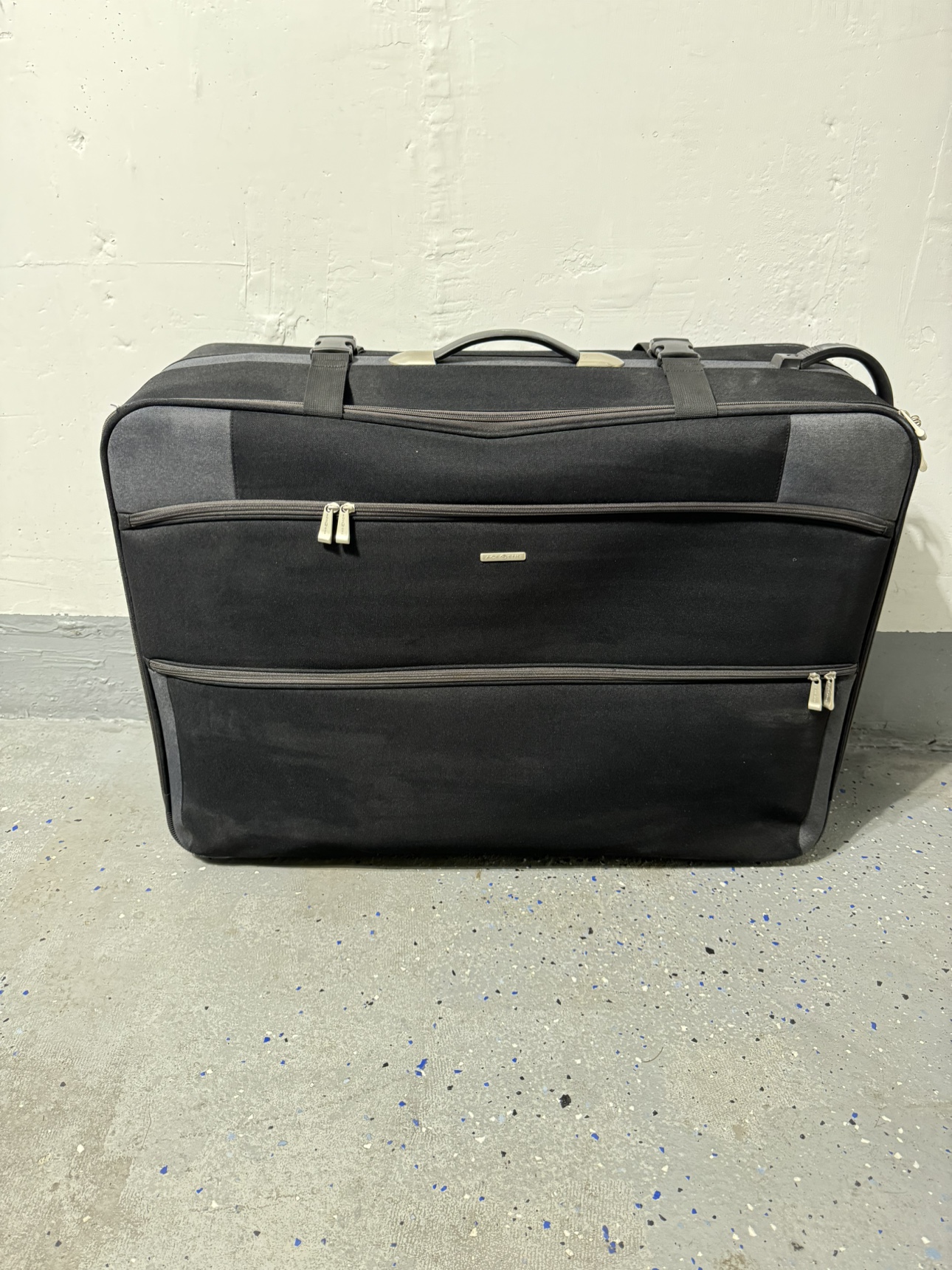 Luggage, 30”