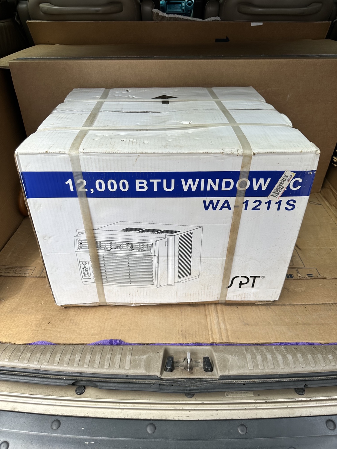 12,000 BTU Brand New Air Conditioner thumbnail