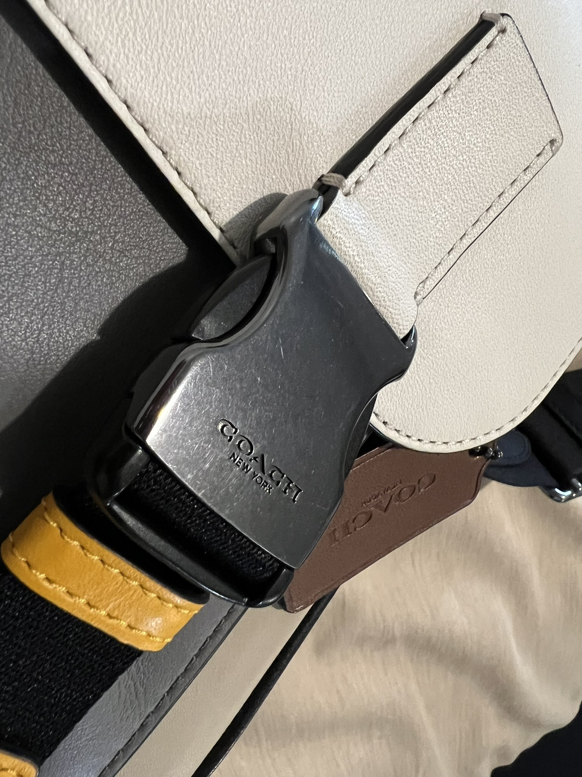 Authentic Coach Messenger Bag - photo 5
