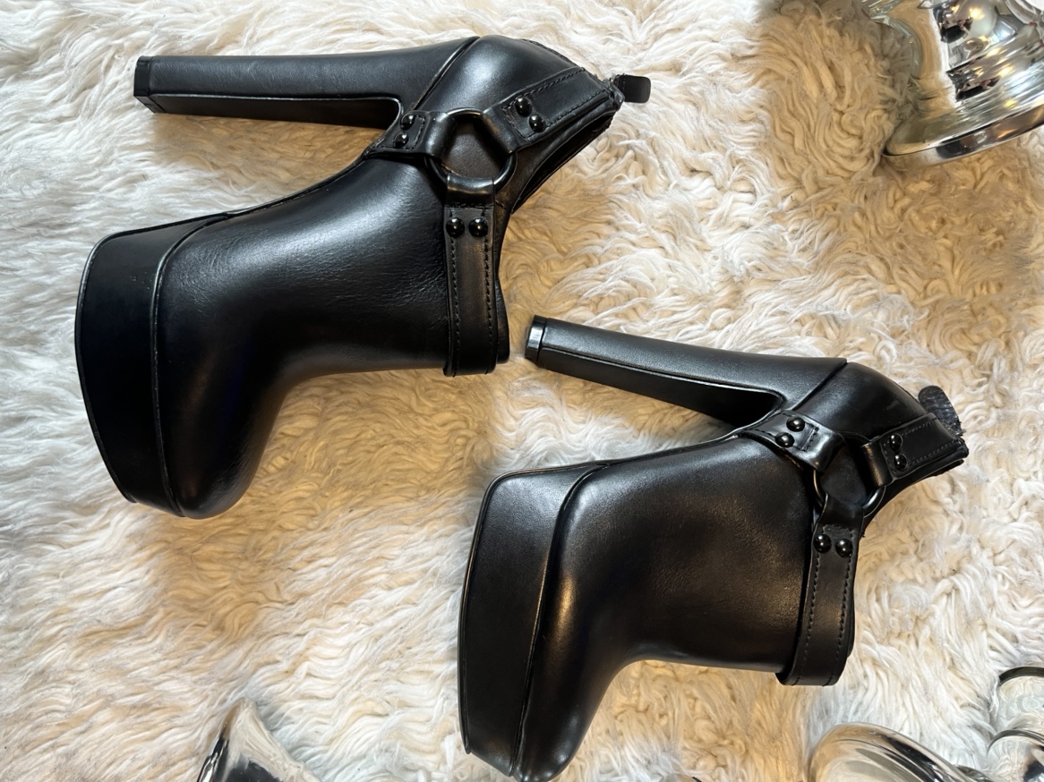 Aldo Black Leather Platform Ankle Booties