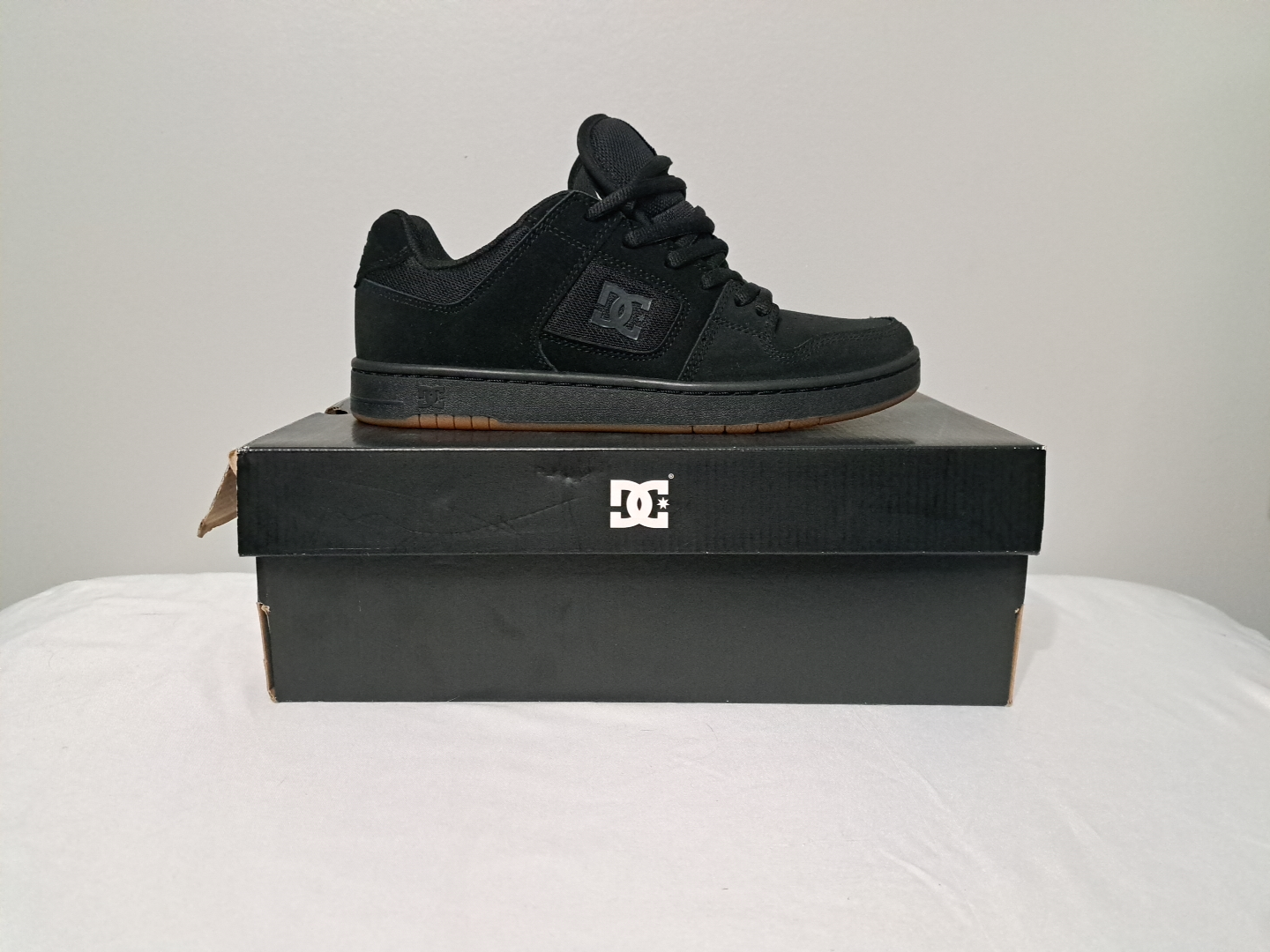 DC Shoes Mens Manteca Size 9 New W/ Box image indicator(3)