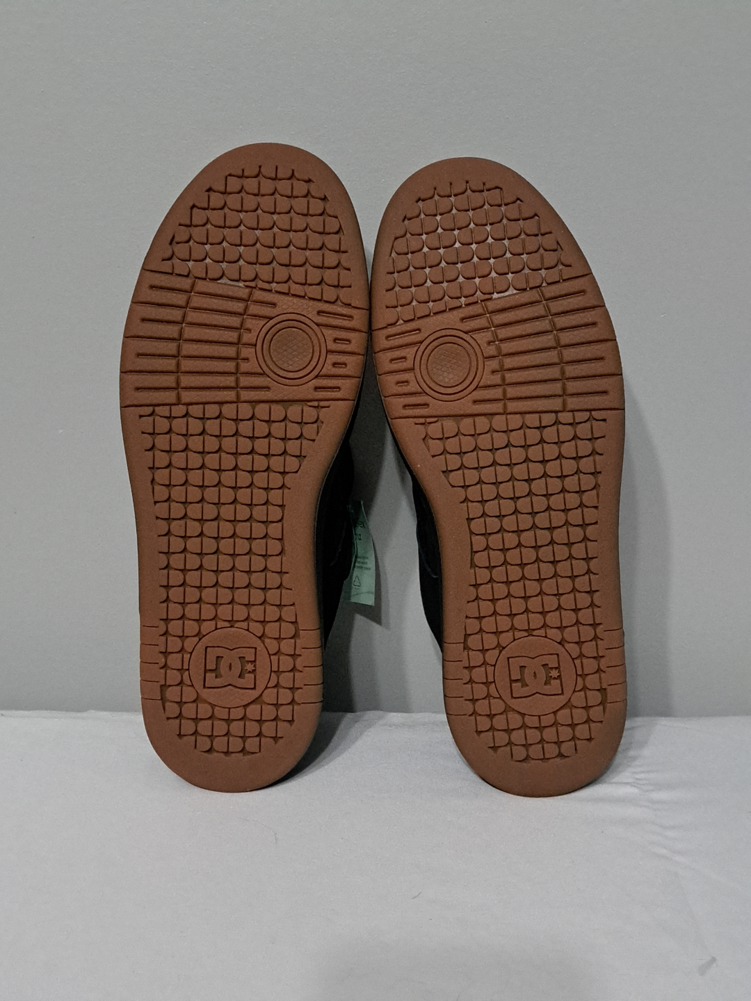 DC Shoes Mens Manteca Size 9 New W/ Box image indicator(6)