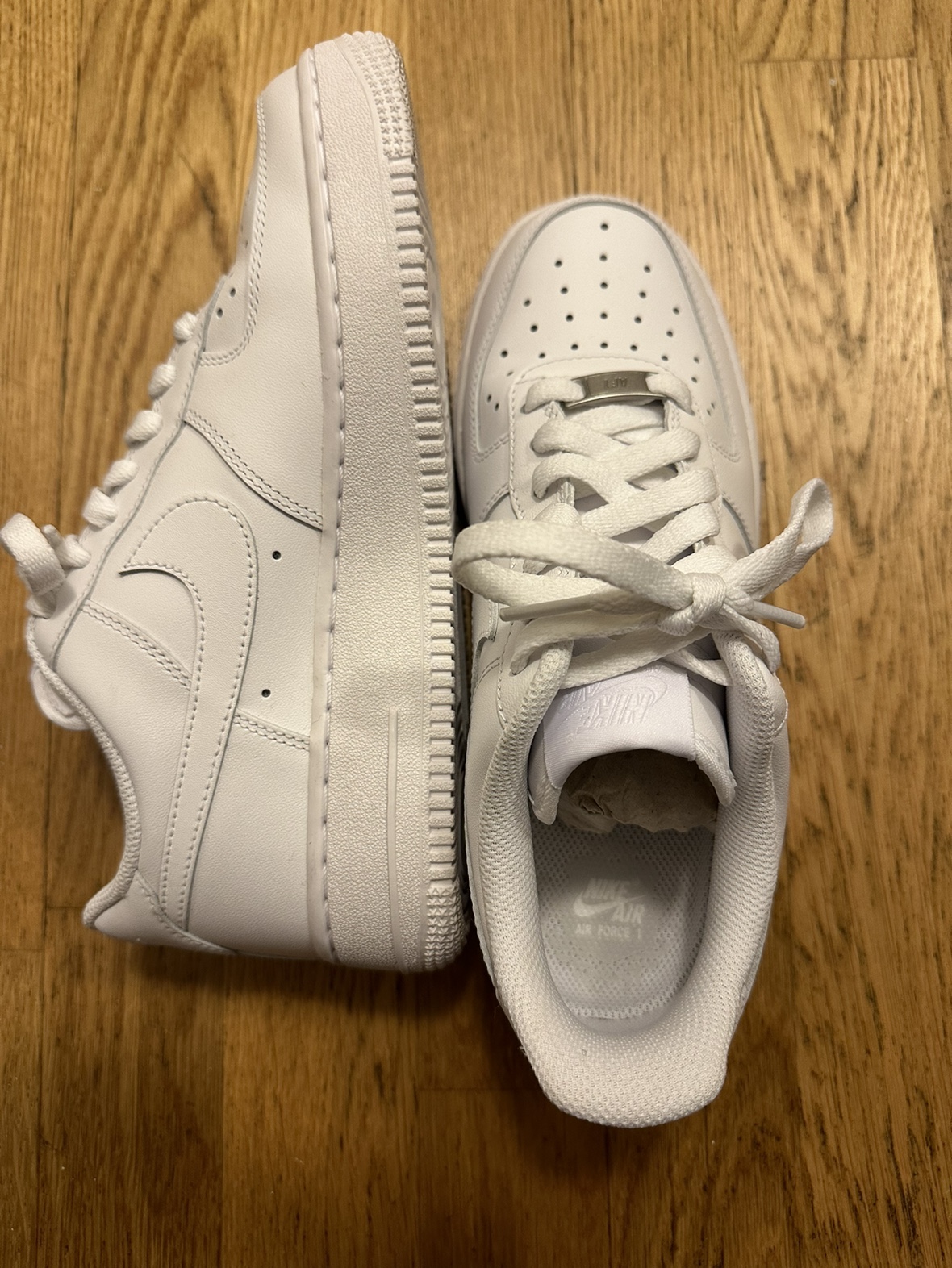 Nike Air Force 1’ 07 / US7.5 / 24.5cm
