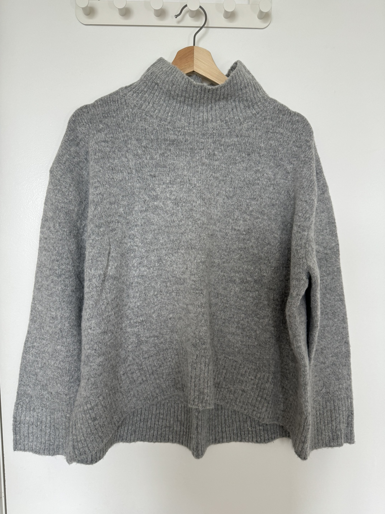 Korean Fashion - Grey Turtleneck Sweater thumbnail