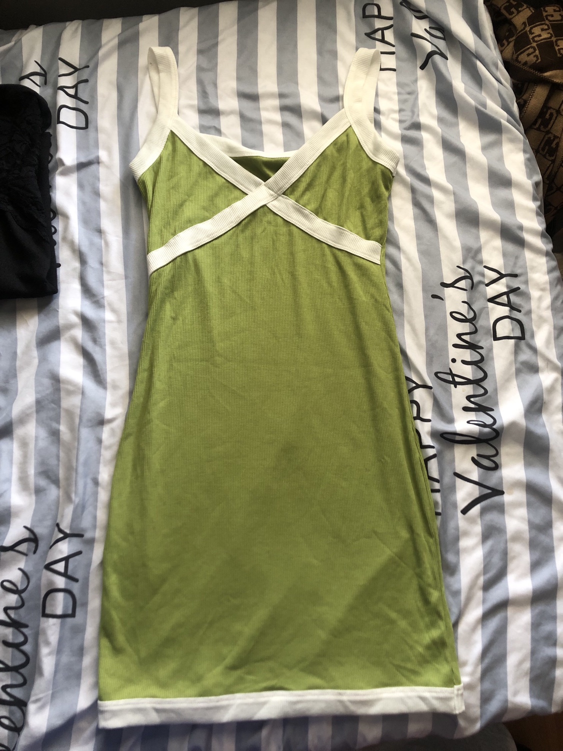Green S size dress thumbnail