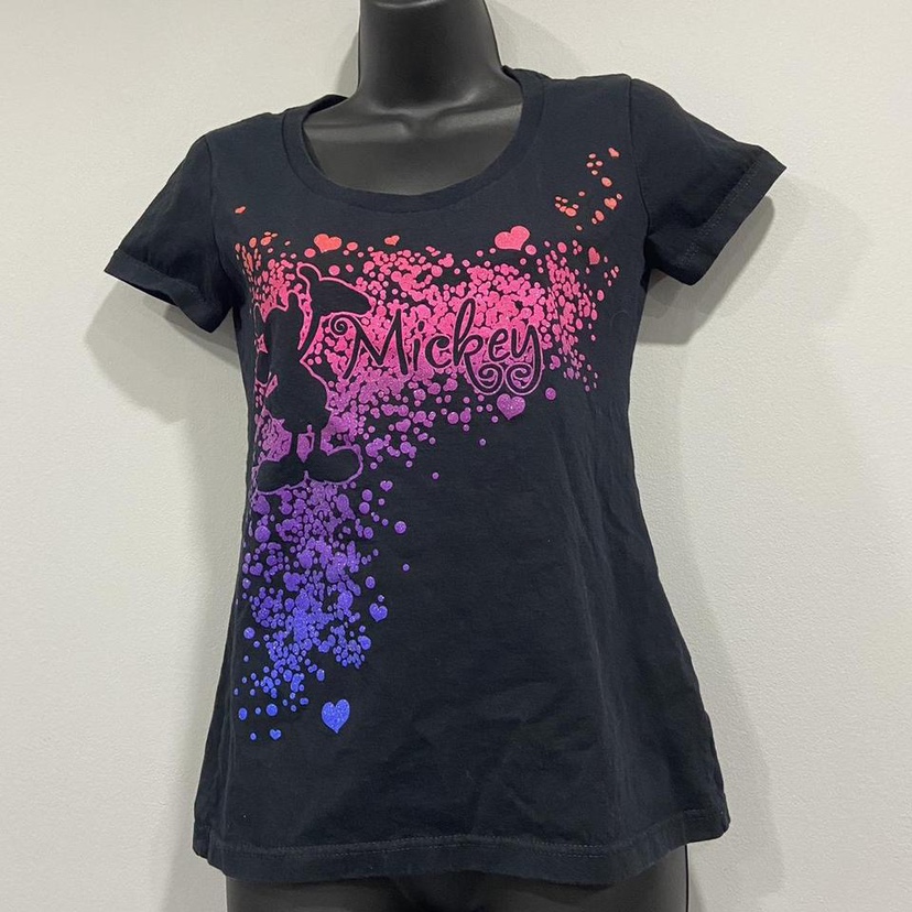 Disney graphic tee image indicator(2)