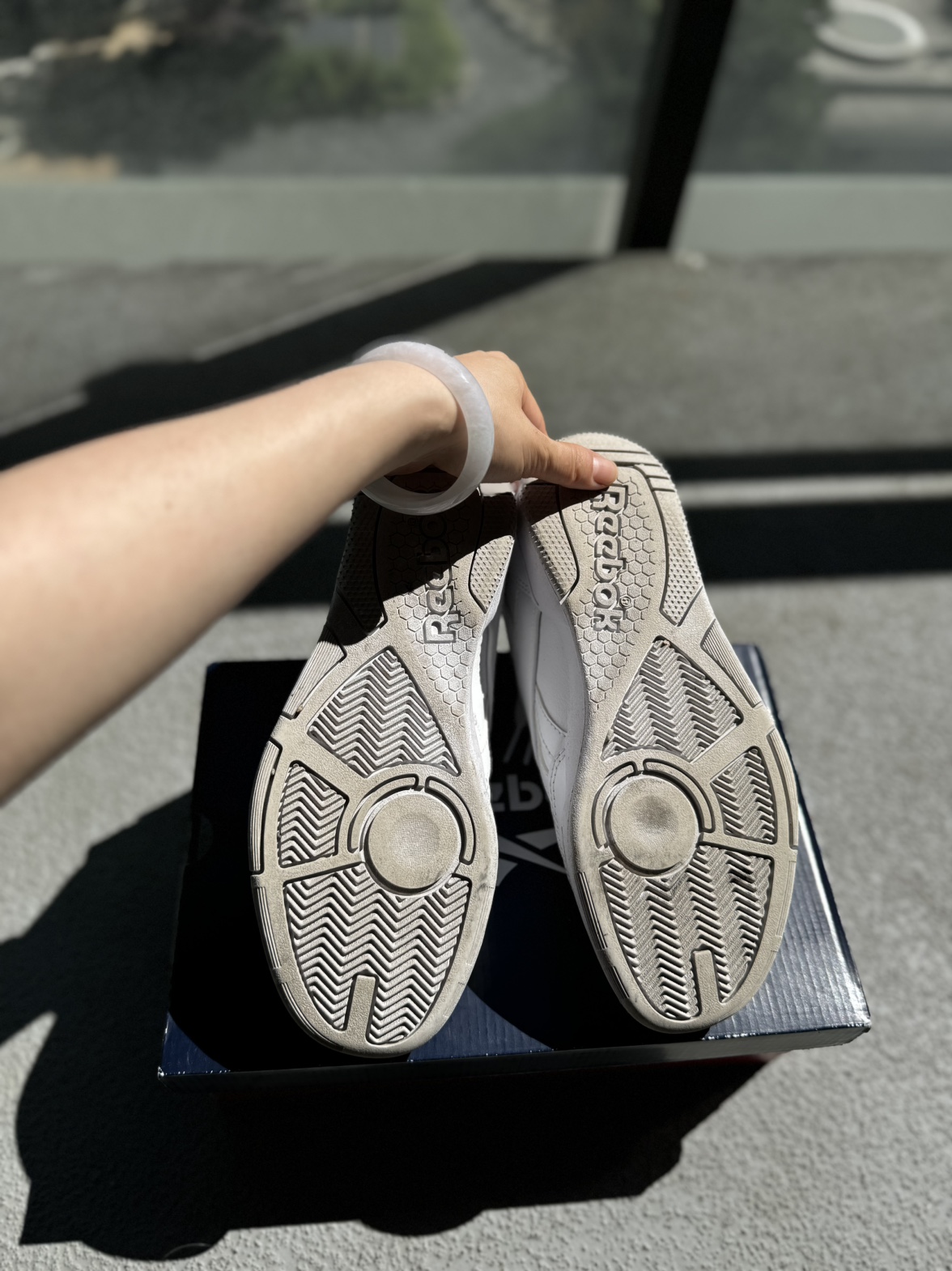 100% Authentic Reebok sneaker image indicator(6)