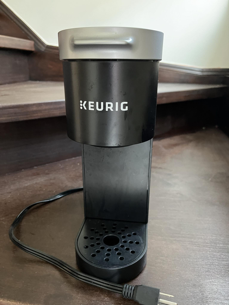 Coffee machine-single serve