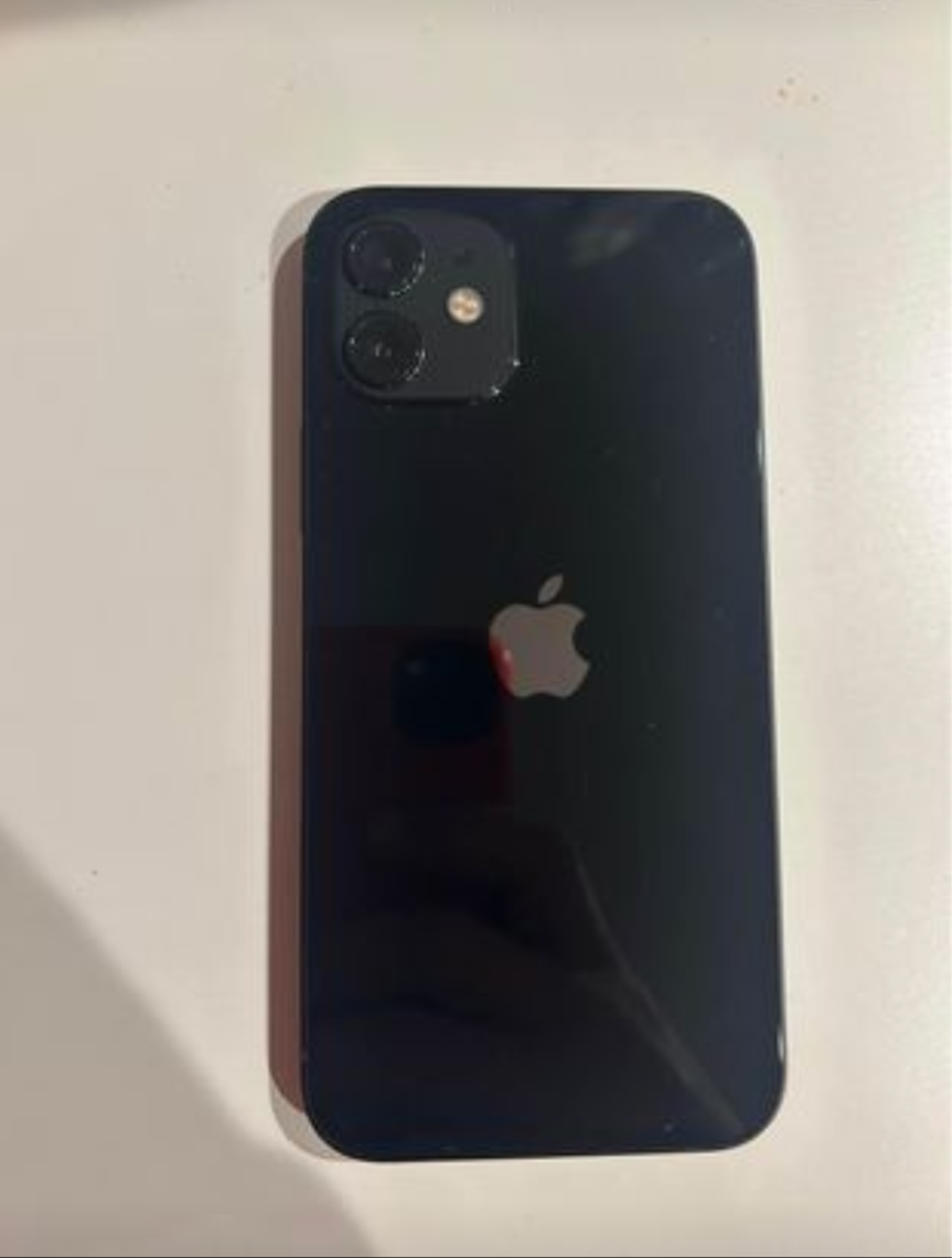 iPhone 12 - photo 2