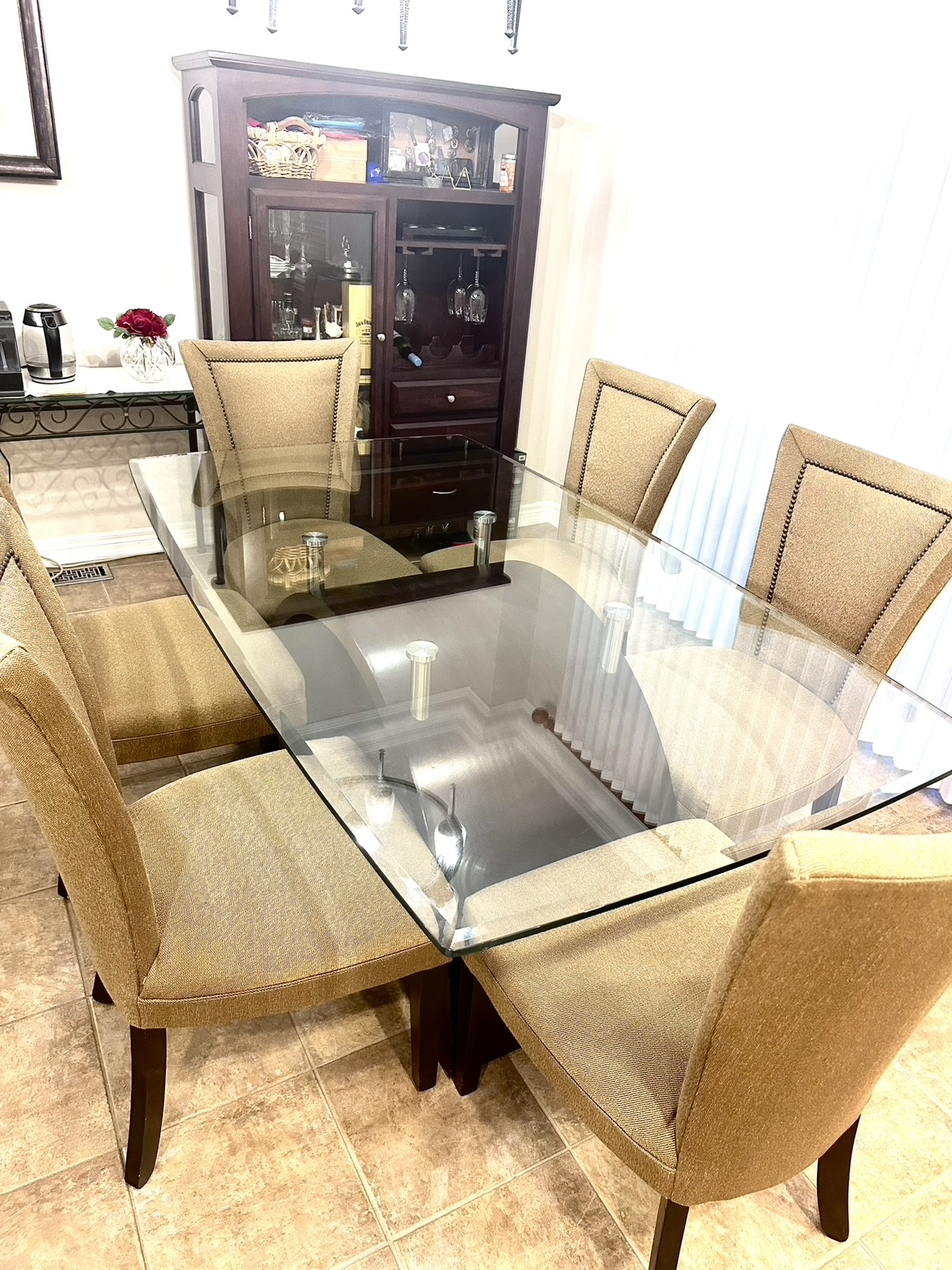 Modern Tempered Glass Top Dining Room Table with 6 Chairs