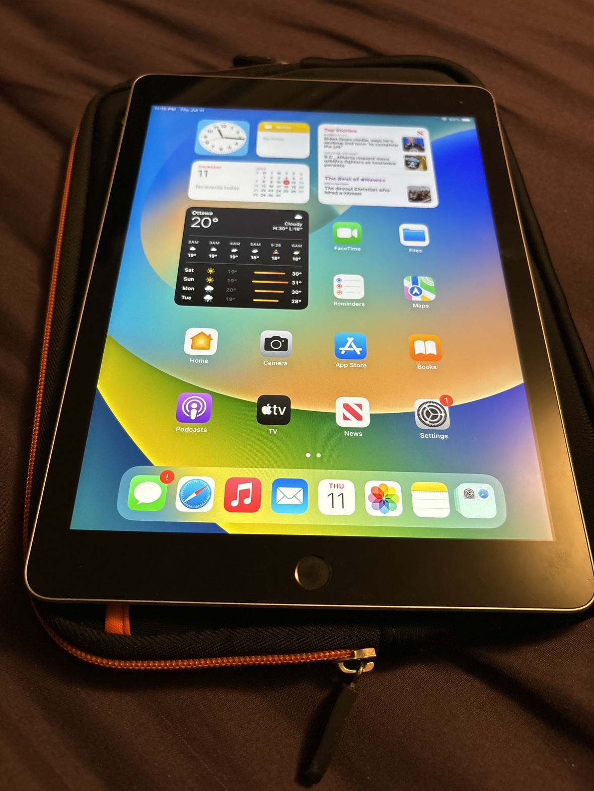 iPad 5th generation with Enerplex case - photo 5